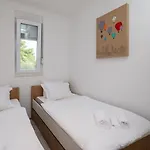 Apartman Jolara With Heated Pool