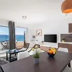 Jolara With Heated Pool Apartman Mimice